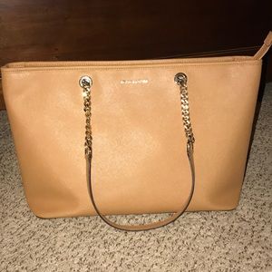 Authentic Micheal Kors Purse